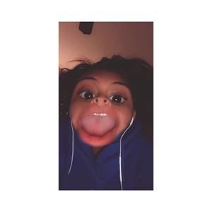 Meet your Posher, Larkin